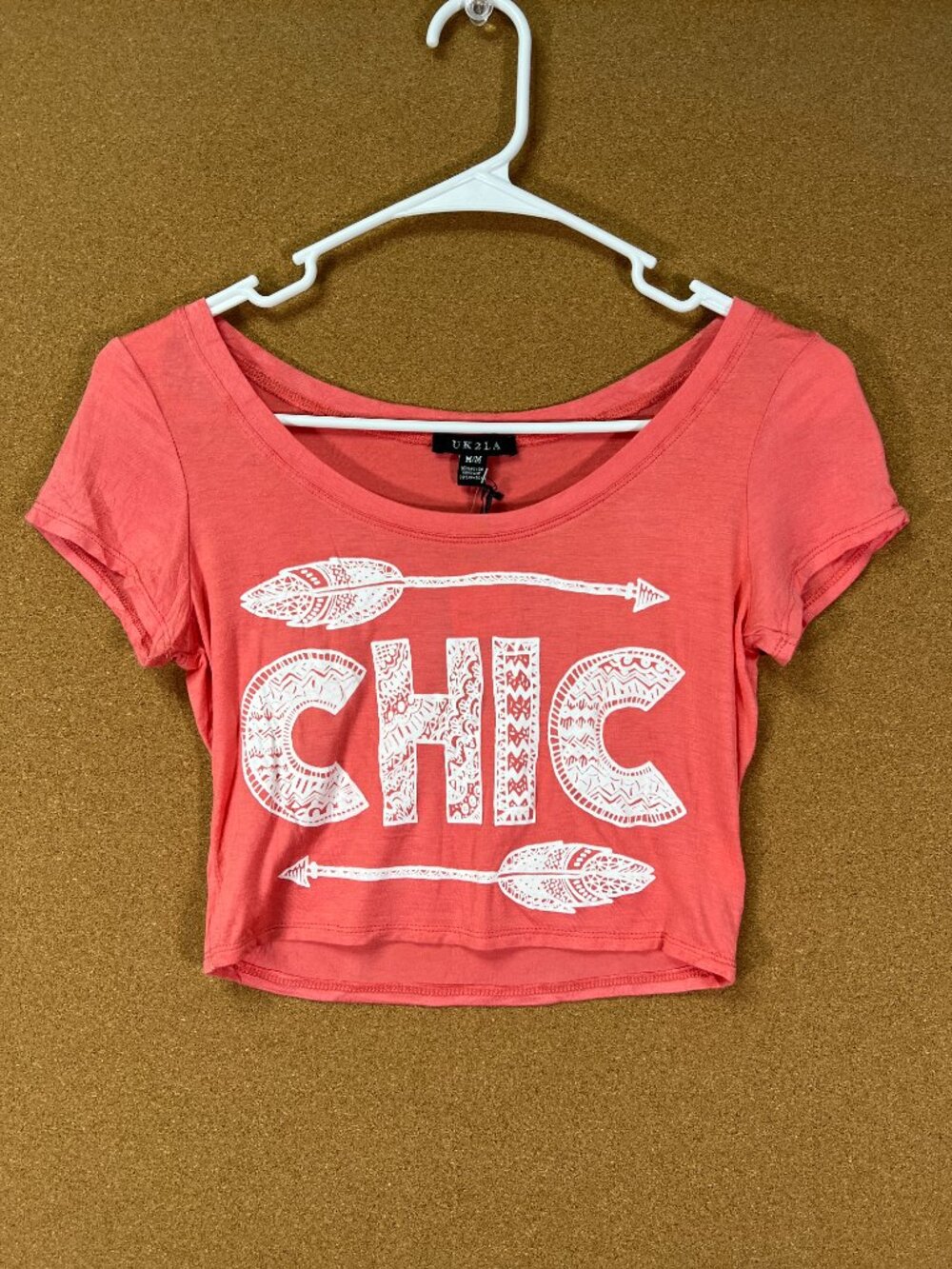 UK2LA Women Crop Top Shirt Medium Graphic Tee Short Sleeve CHIC NWT